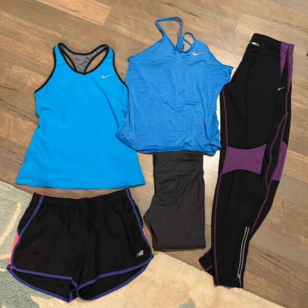 Lot of 5 Women’s Athletic Wear to fit size small Nike, New Balance, Mizuno